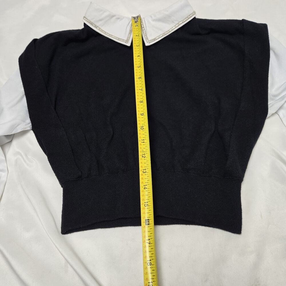 On 12th Young Ladies Sweater Shirt Size Medium Black White - Picture 10 of 10